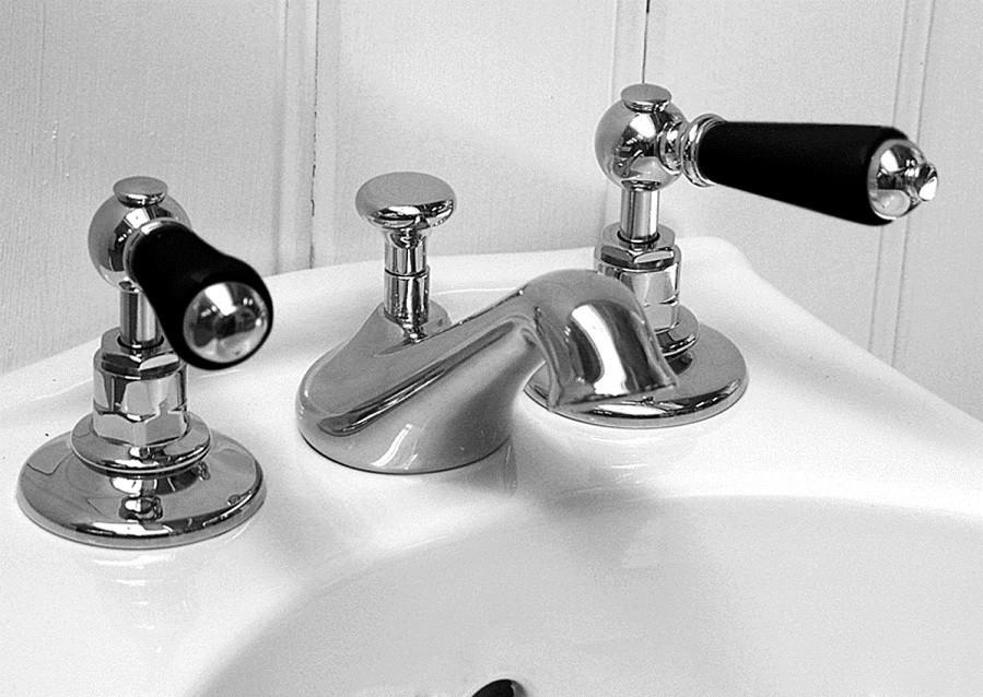 Devon&Devon Black Dandy смеситель для биде MARF45 цена от 75 533 ₽ Фото Devon&Devon Black Dandy смеситель для биде MARF45