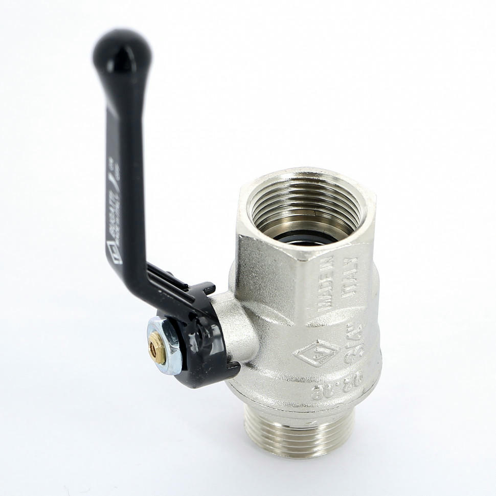 Кран шаровой НВ 3/4 ручка NEW JERSEY серия 915 полный проход Bugatti