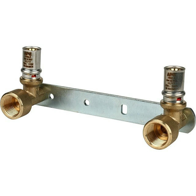 Комплект настенный для смесителя 16х1/2 для металлопластиковых труб, прессовой STOUT