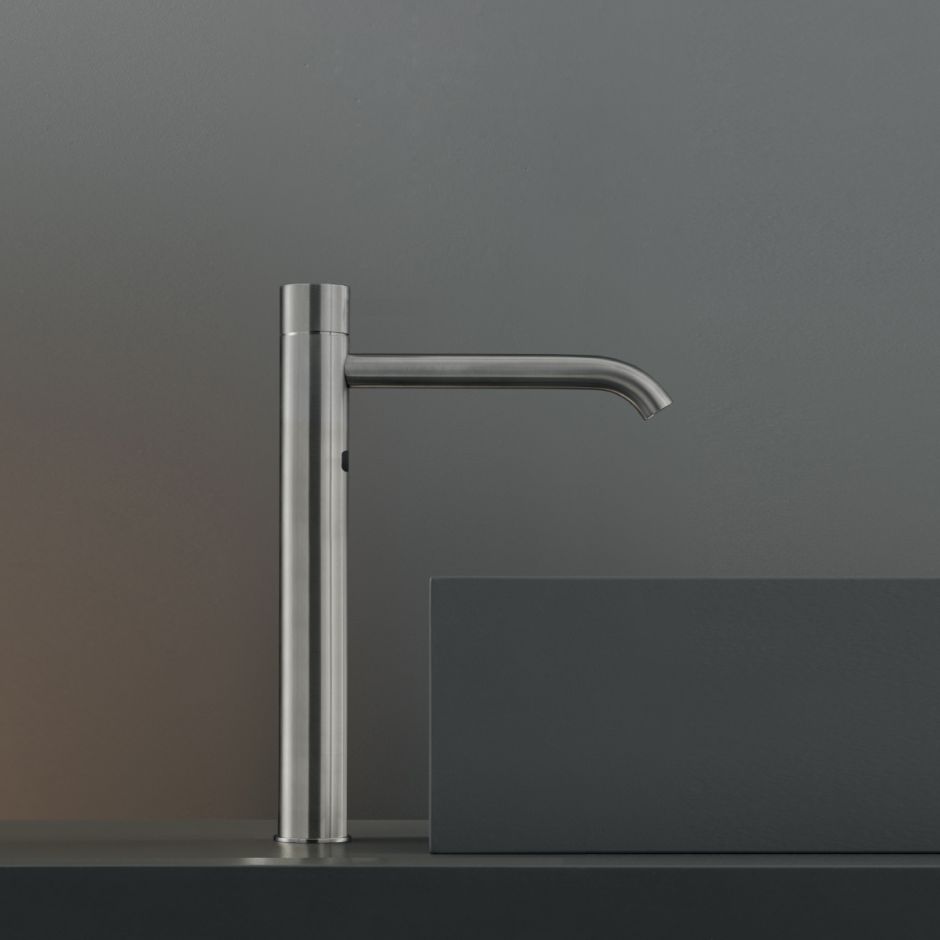 Изображение Сенсорный однорычажный смеситель для раковины Cea Design MILO360 MIL017 высота 315мм