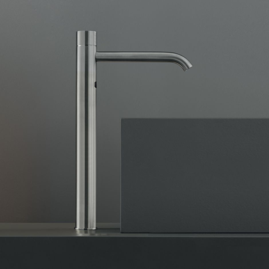 Изображение Сенсорный однорычажный смеситель для раковины Cea Design MILO360 MIL018 высота 355мм