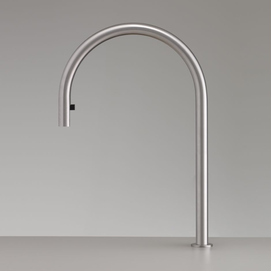 Поворотный излив с выдвижным душем Cea Design FRE149 высота 46 см