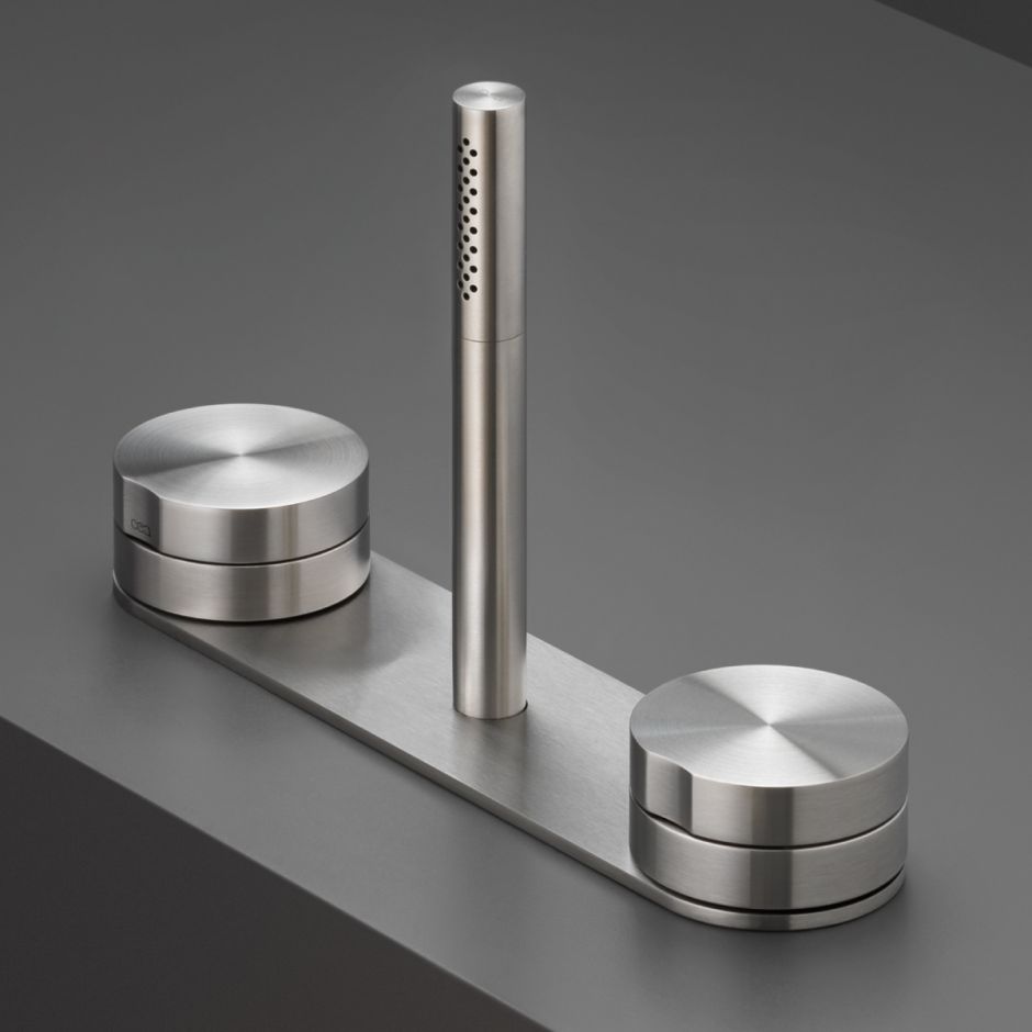 Смеситель Cea Design GIOTTO с выдвижной лейкой GIO114