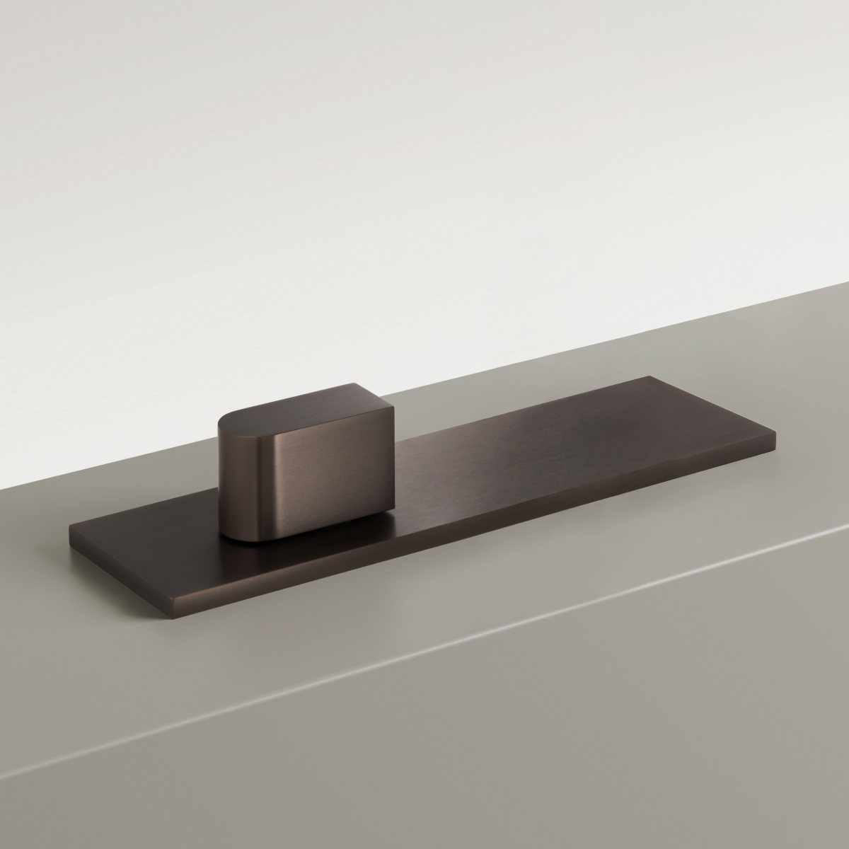 Настольный смеситель Cea Design SIXTY прогрессивный, нержавеющая сталь SIX48 цена от 209 523 ₽ Фото Настольный смеситель Cea Design SIXTY прогрессивный, нержавеющая сталь SIX48