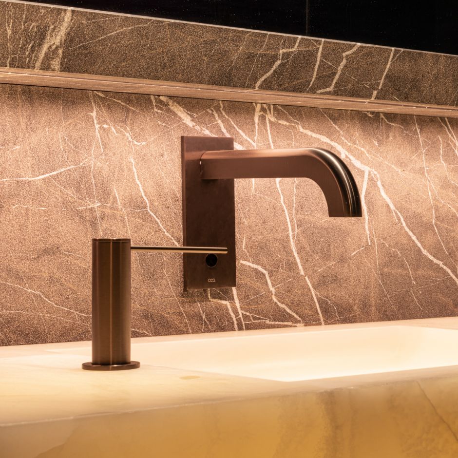 Настенный излив Cea Design SIXTY нержавеющая сталь SIX50 сенсорный