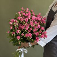 Розовая кустовая роза от 7шт