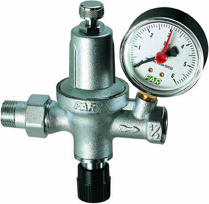 Редуктор автоматический с манометром 1/2, 0-6 бар FAR