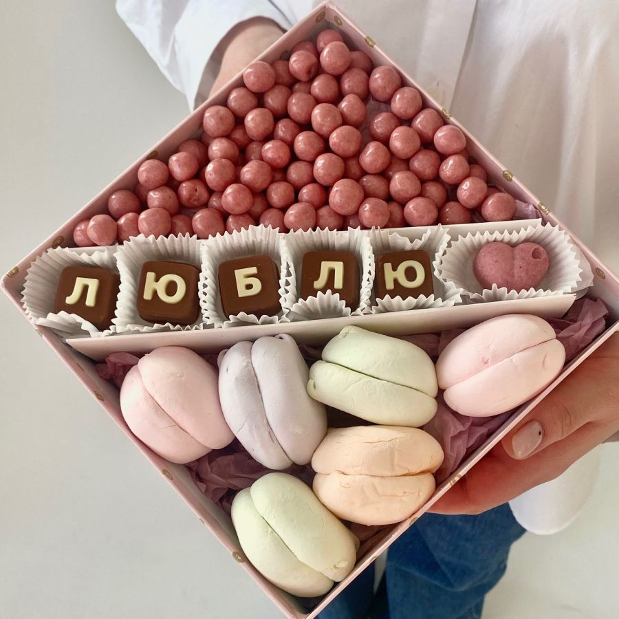 Коробочка со сладостями микс