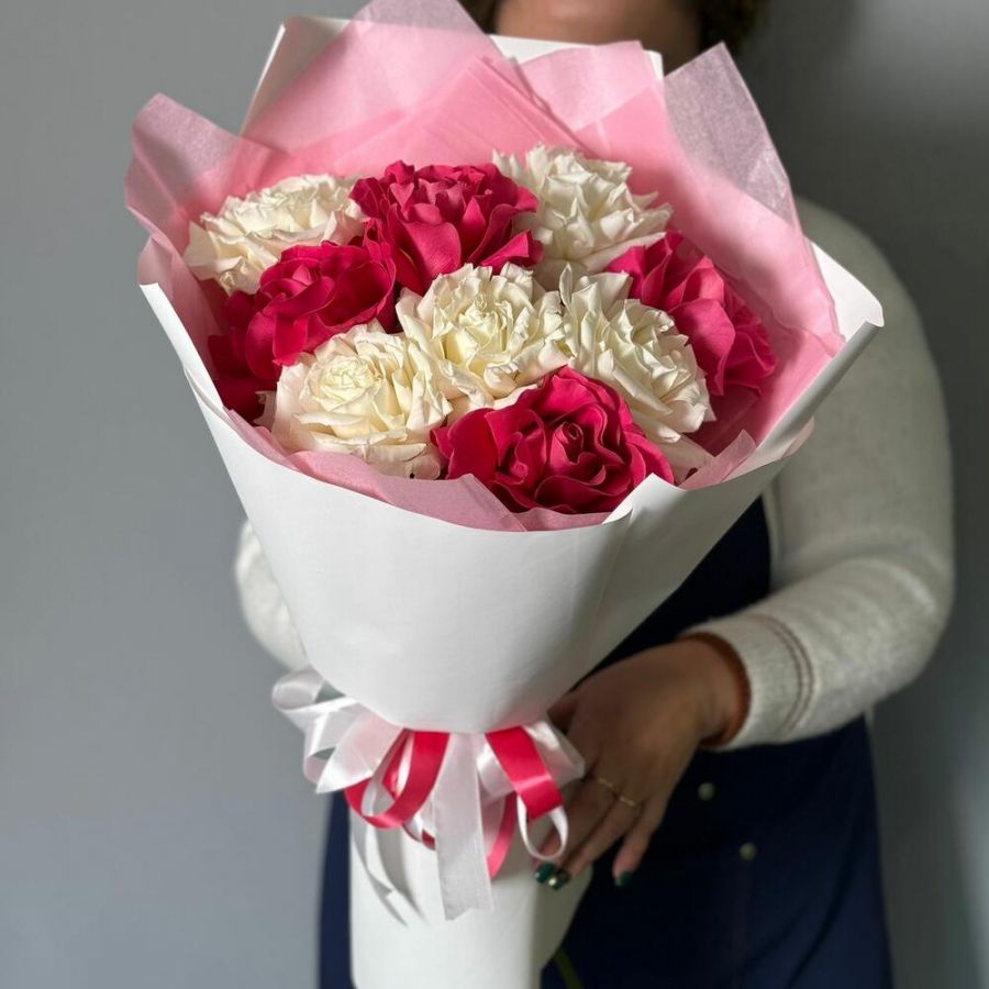 Яркий микс из французских роз