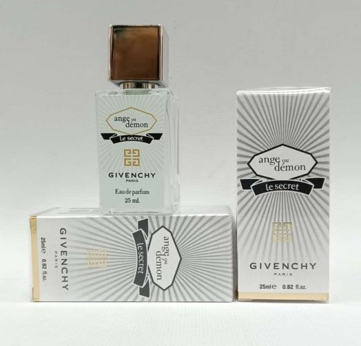 GIVENCHY
