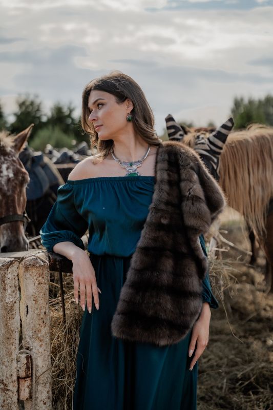 Меховой палантин из соболя.