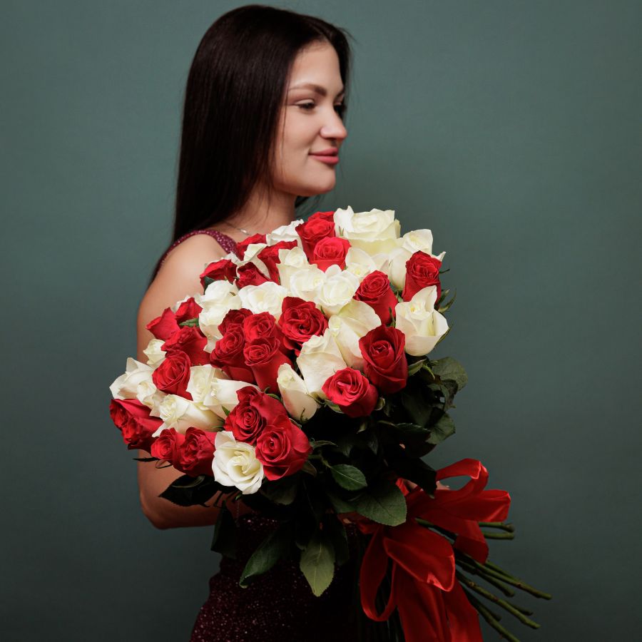 51 роза Эквадор 60 см