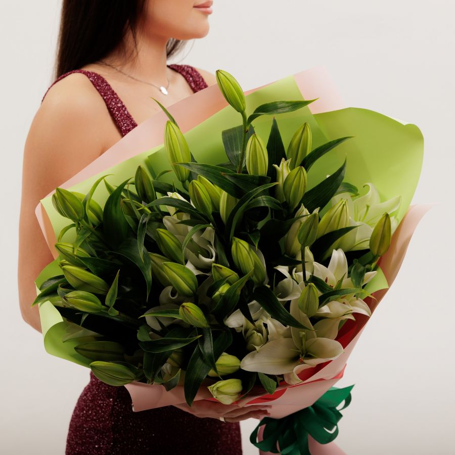 Букет из 11 лилий