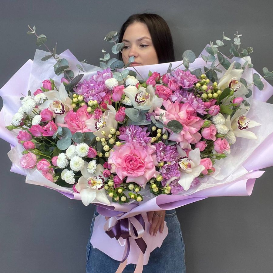 Большой сборный букет