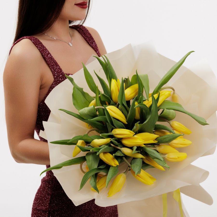 Желтые тюльпаны