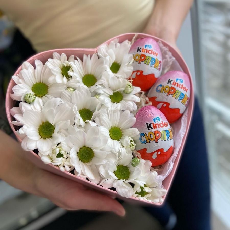 Сердце с ромашкой