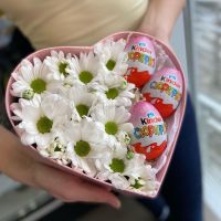 Сердце с ромашкой