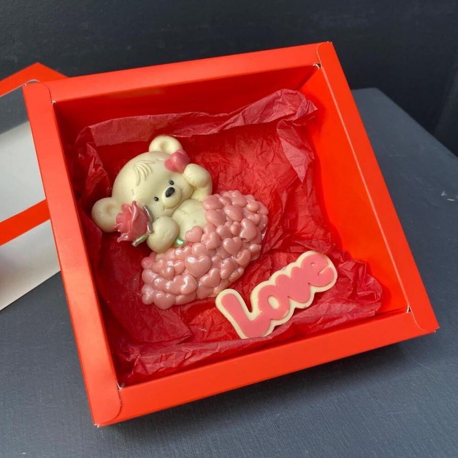 Шоколад ручной работы "Love"
