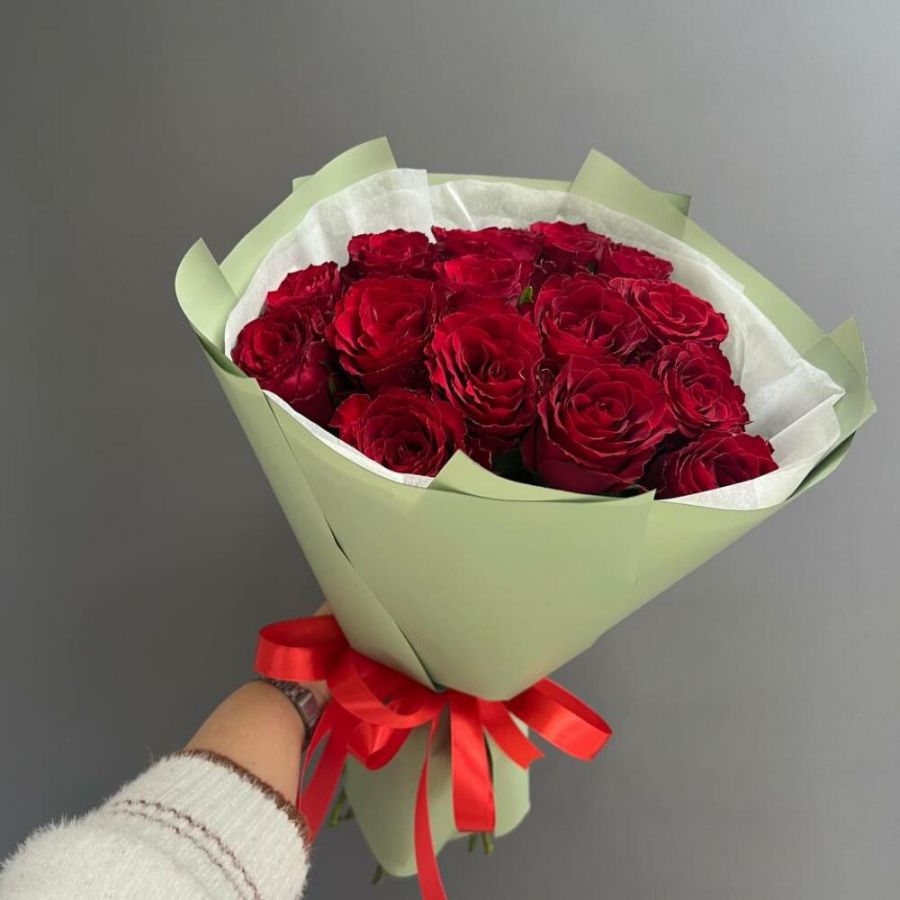 Букет красных роз