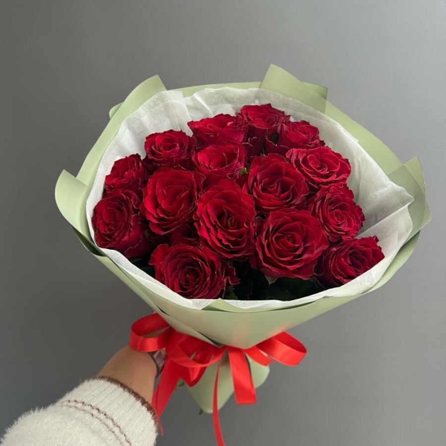 Букет красных роз