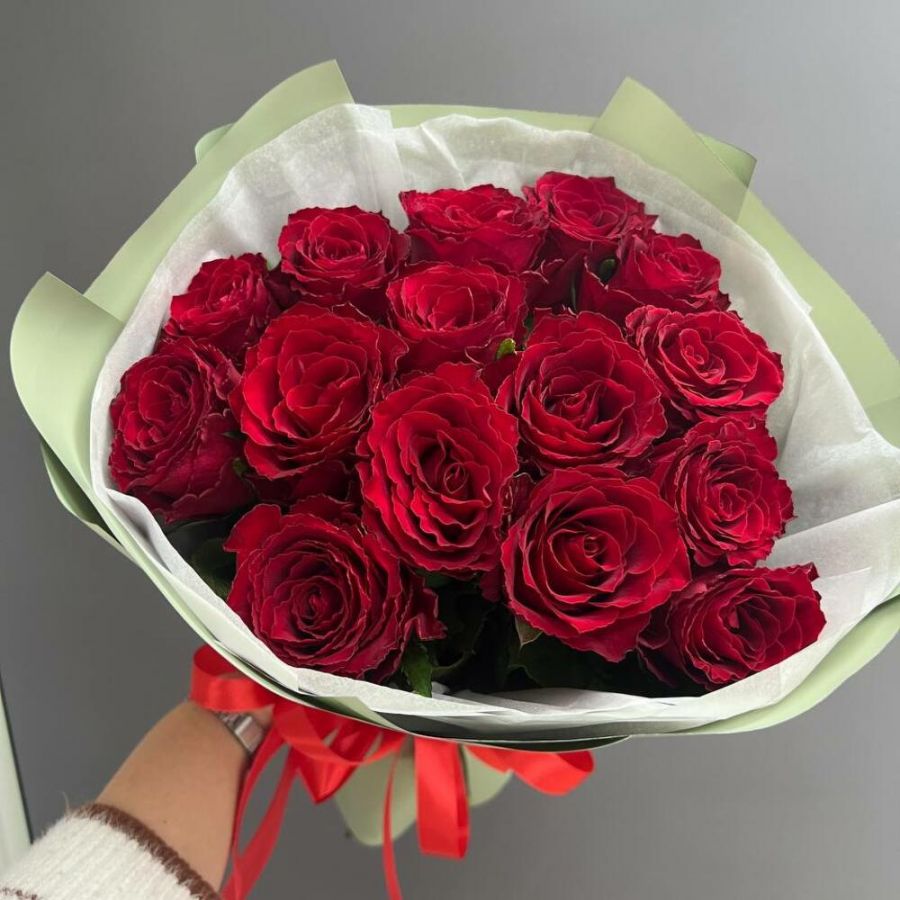 Букет красных роз