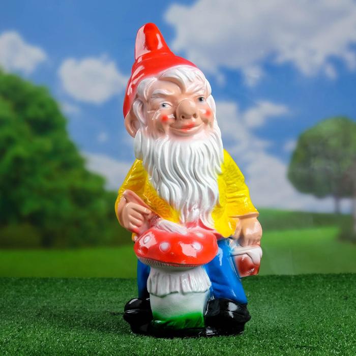 Садовая фигура из гипса "Гном - художник", 16?18?41 см