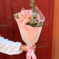 Роза французская и эвкалипт