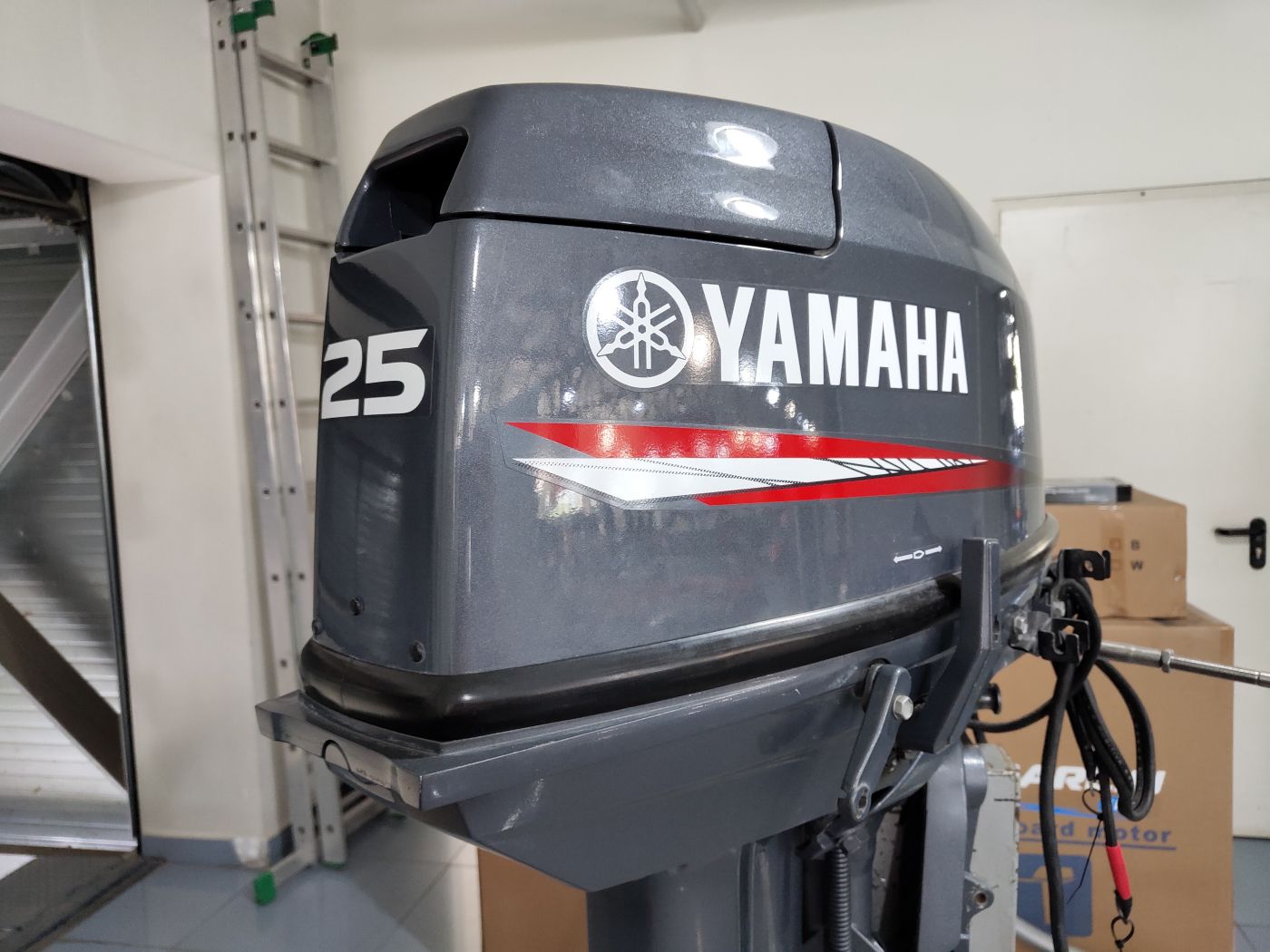 Лодочный мотор Yamaha 25 BWCS с пробегом