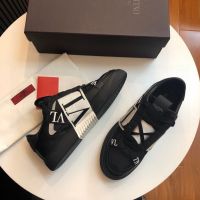 Кроссовки Valentino мужские