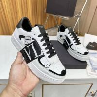 Мужские кроссовки Valentino