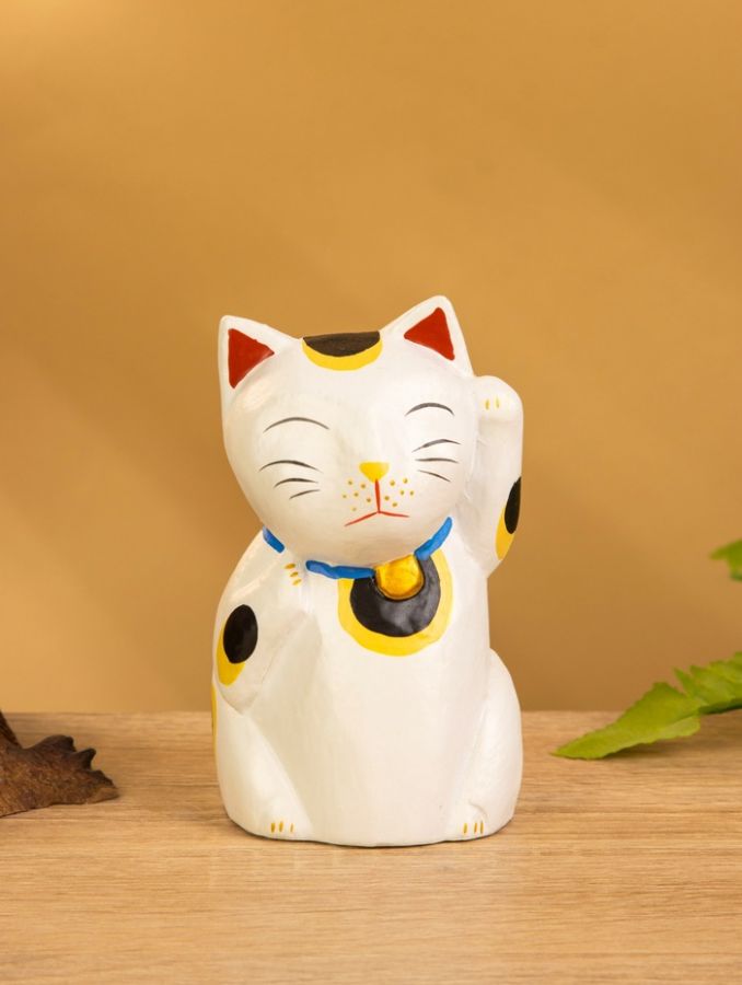 Сувенир «Кошка Неко», 6?6?11 см, дерево, белый