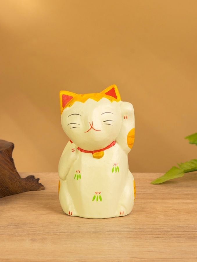 Сувенир «Кошка Неко», 6?6?11 см, дерево, оранжевый