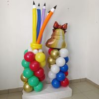 Комплект из шаров на 1 сентября Стойки с шарами колокольчик и карандаши ассортименте высота 1.7 м