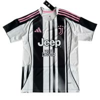 Домашняя форма Juventus 25/26