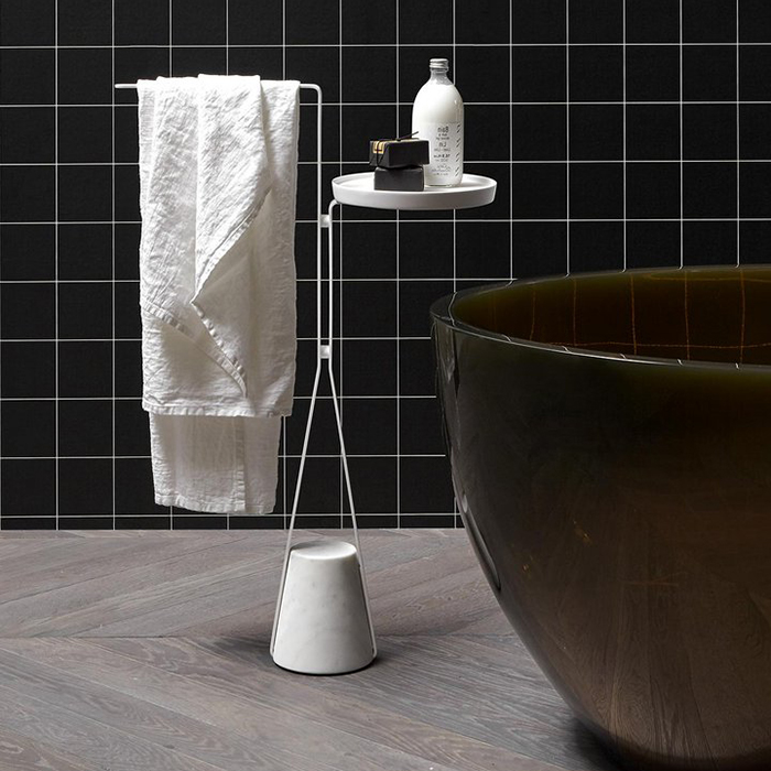 Полотенцедержатель напольный Antonio Lupi Halo HALO4B с полочкой ФОТО