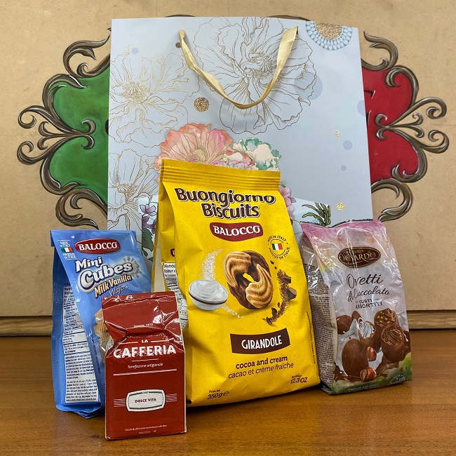 Сладкий корпоративный подарок к кофе