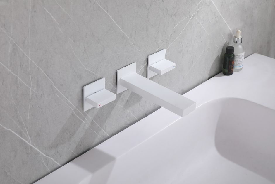 Смеситель ABBER Daheim AF82122W для раковины скрытого монтажа, белый матовый ФОТО