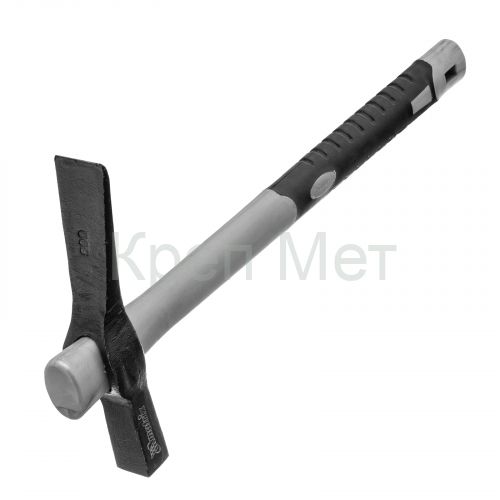 Кирка-молоток печника и каменщика 500 г, фибергласовая обрезиненная рукоятка 385 мм Matrix