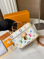 Сумка LOUIS VUITTON Premium Сумка LOUIS VUITTON Premium