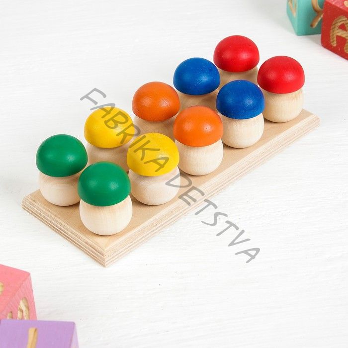 Счётный материал «Грибочки на полянке», 10 шт., подставка со столбиками