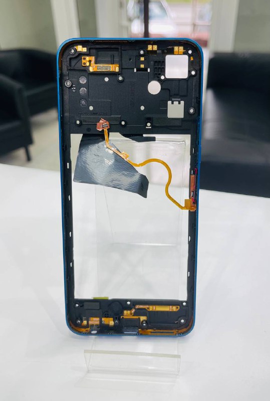 TECNO POVA NEO 3 рамка с толкателями кнопок громкостям и отпечатком пальцев оригинал с разбора синий