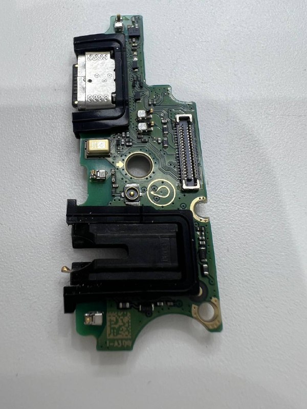 Tecno spark 20 pro  нижняя плата с разъёмом зарядки оригинал с разбора