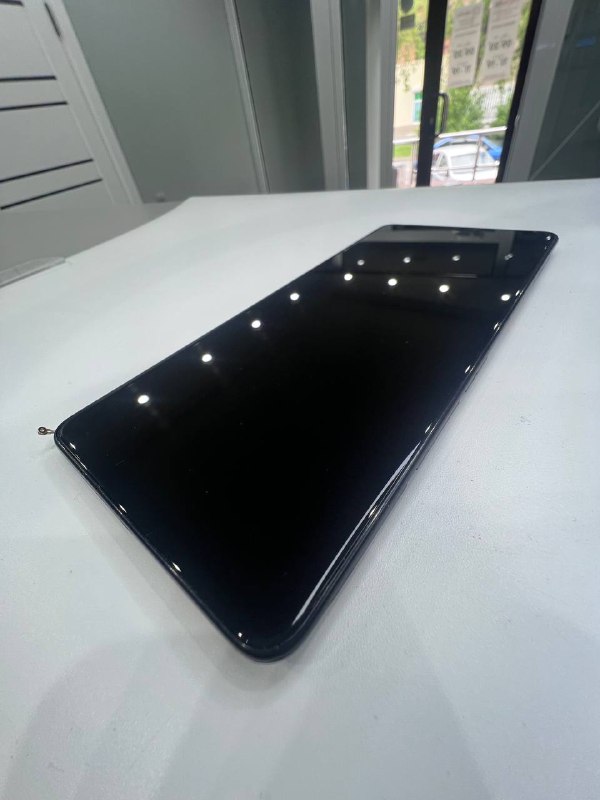 Tecno spark 20 pro дисплей оригинал в рамке с разбора