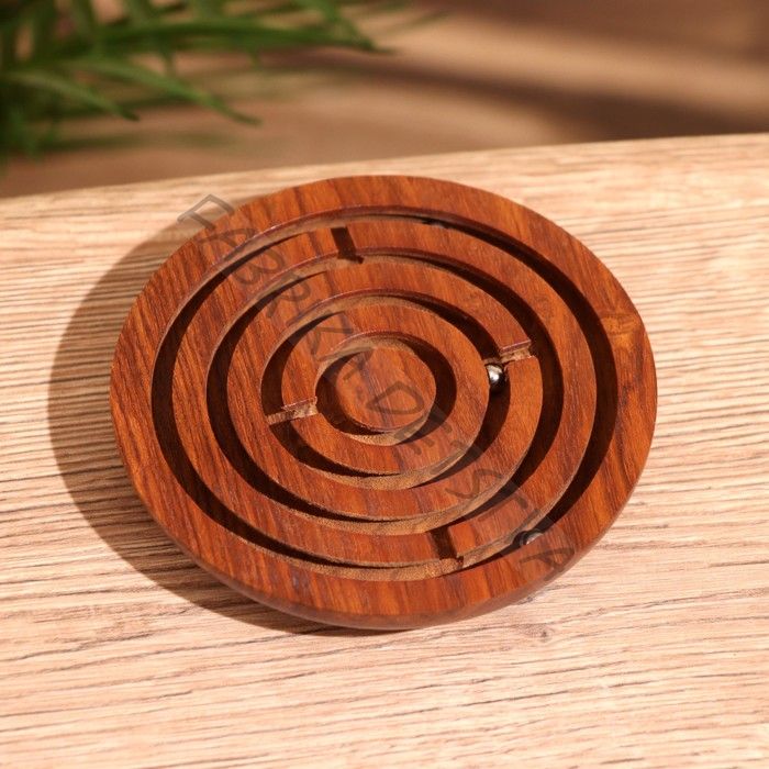 Головоломка-лабиринт «Круг», 10x10 см, дерево шишам