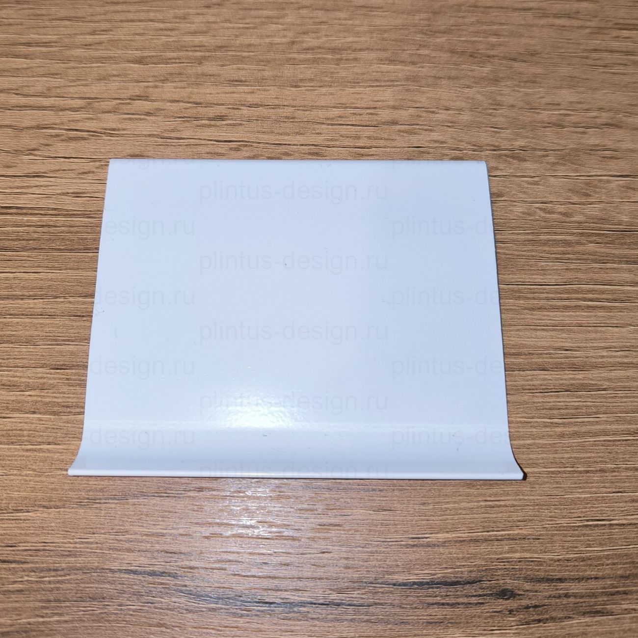 Алюминиевый плинтус ПЛ-40 мм