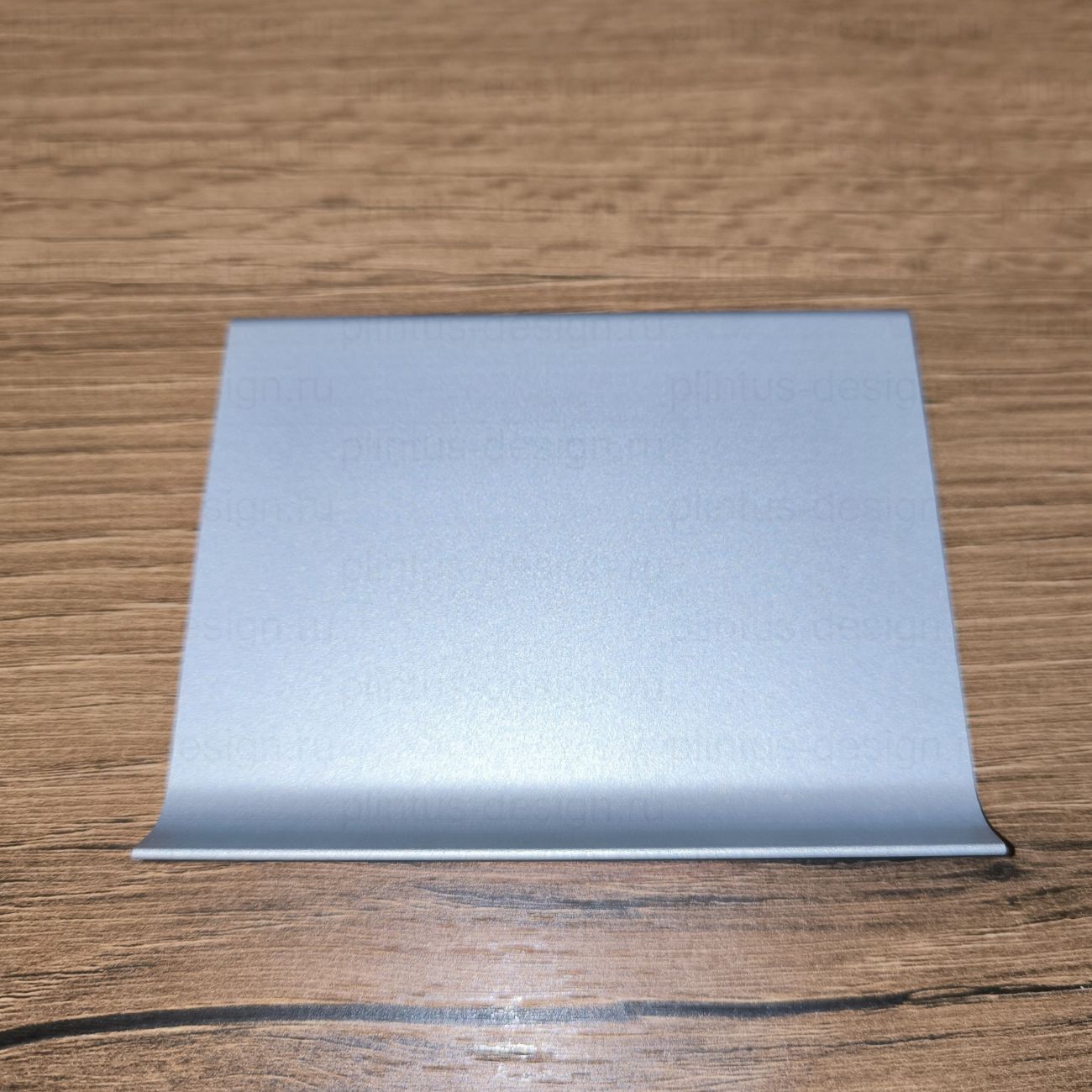 Алюминиевый плинтус ПЛ-40 мм