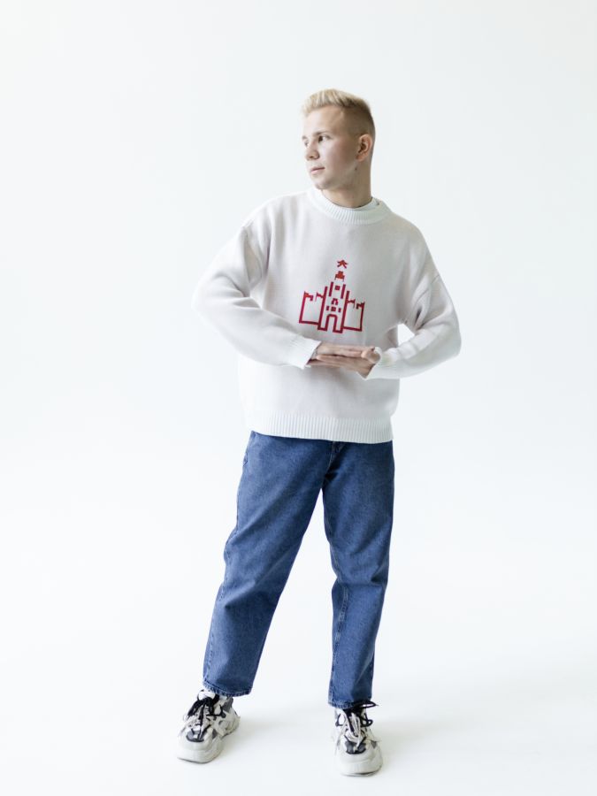 Свитер с Кремлем