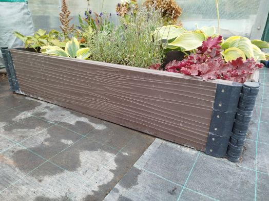 Грядка изДПК