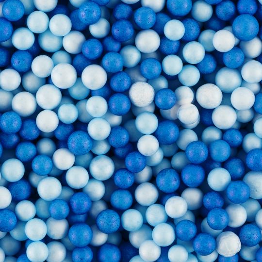 Сине-голубые крупные пенопластовые шарики