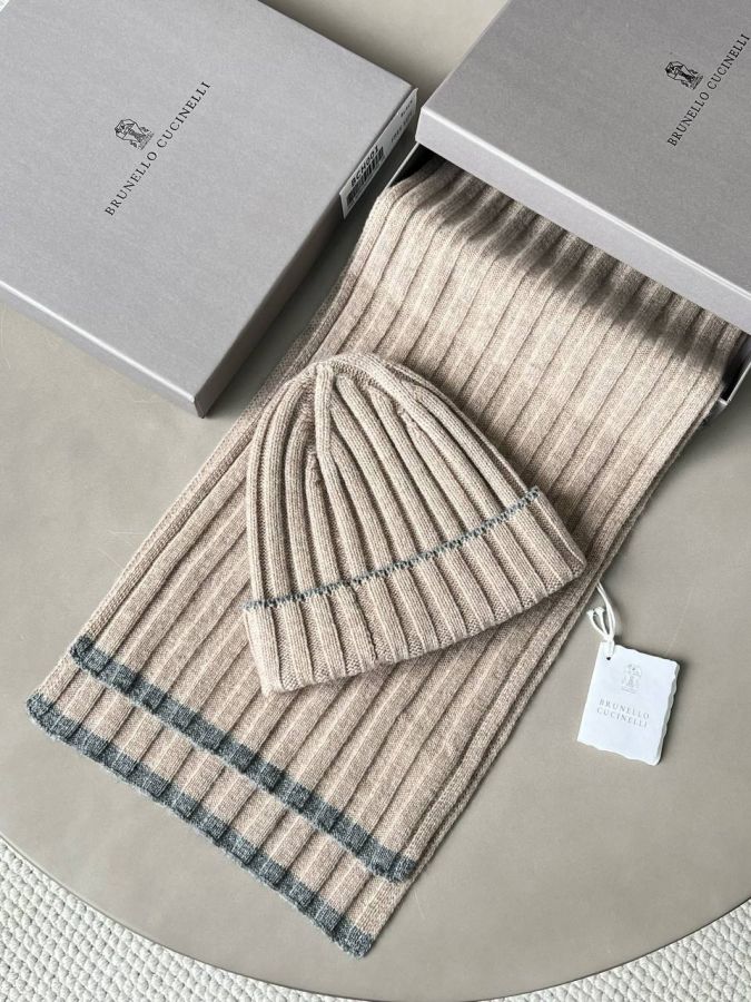 Комплект шапка шарф Brunello Cucinelli